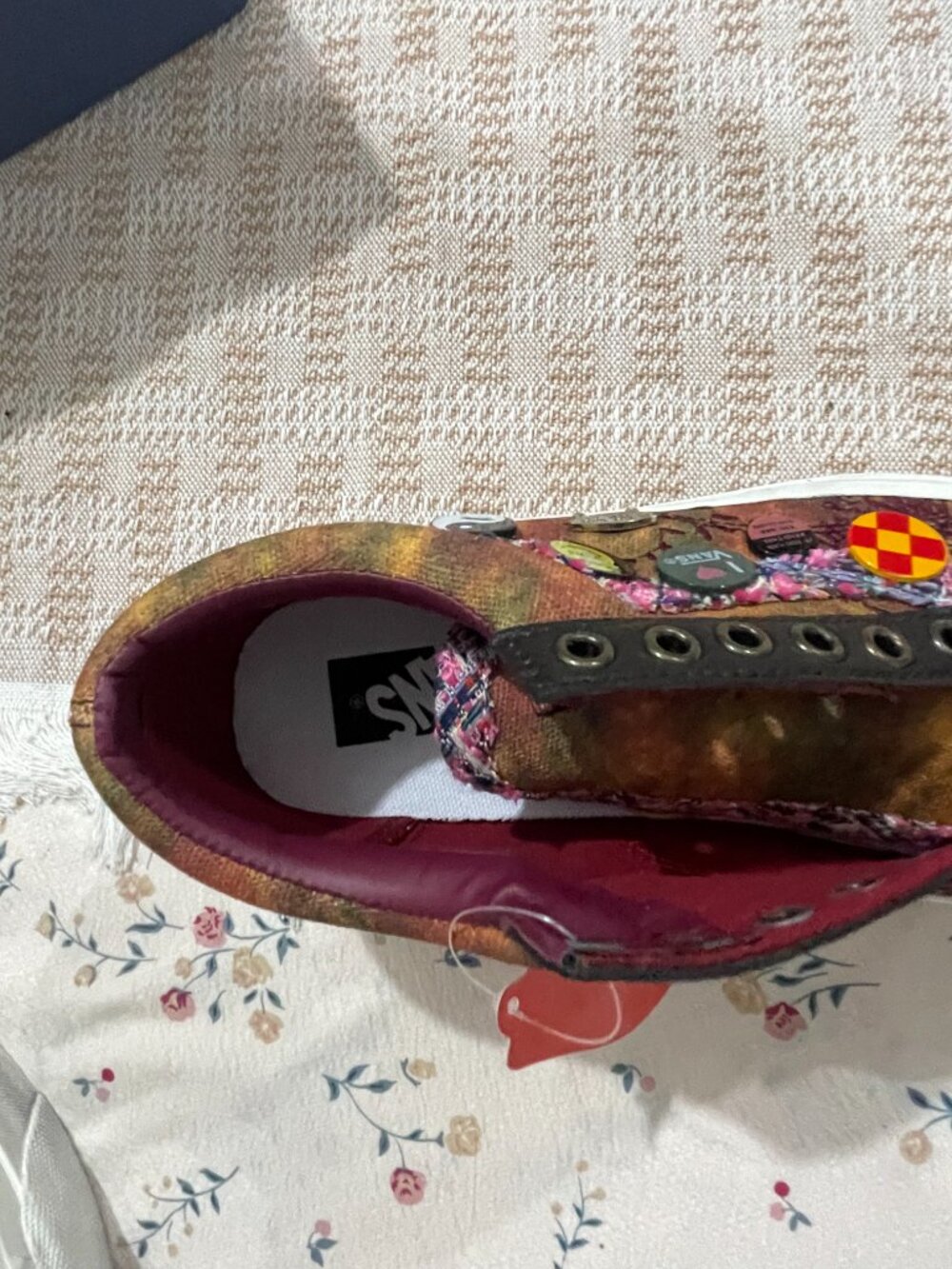 Vans Old Skool Tie-Dye Badge Low-Top Sneakers - Picture 9 of 13